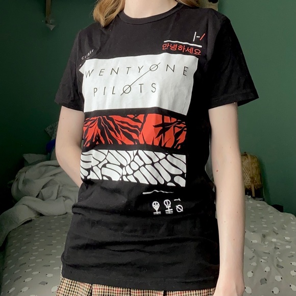 twenty one pilots tee - Picture 2 of 5